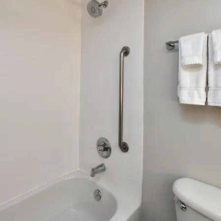 Holiday Inn Express Richmond I-64 Short Pump Area By Ihg Innsbrook Exterior foto