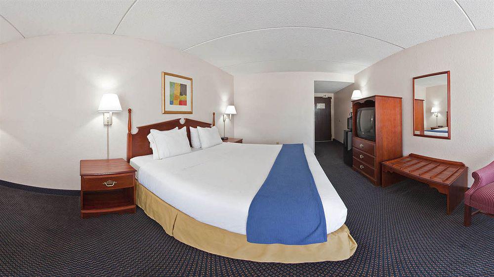 Express Richmond I-64 Short Pump Area By Ihg Hotel