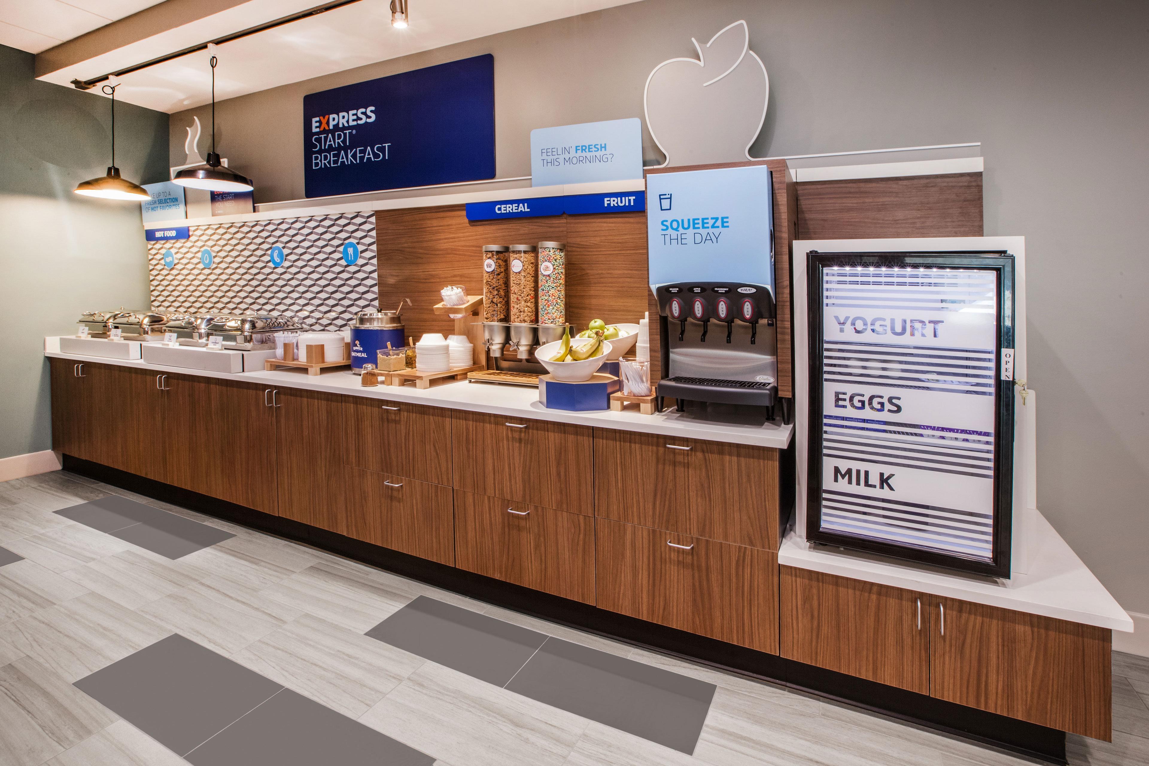 Express Richmond I-64 Short Pump Area By Ihg Hotel 2*