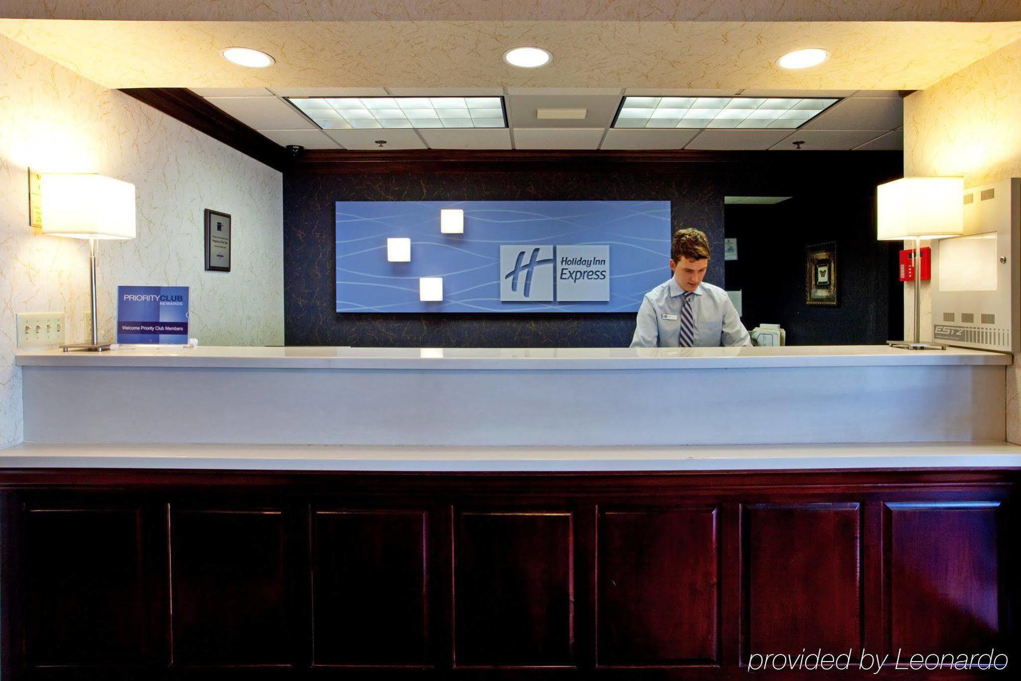 Holiday Express Richmond I-64 Short Pump Area By Ihg Hotel 2*
