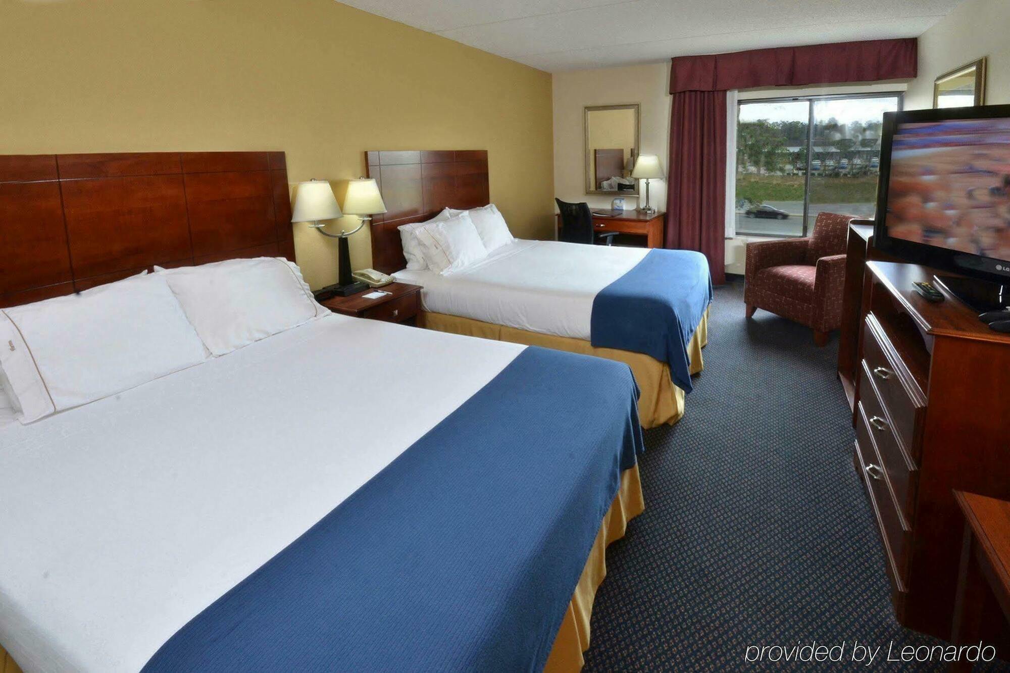 Holiday Express Richmond I-64 Short Pump Area By Ihg 2*