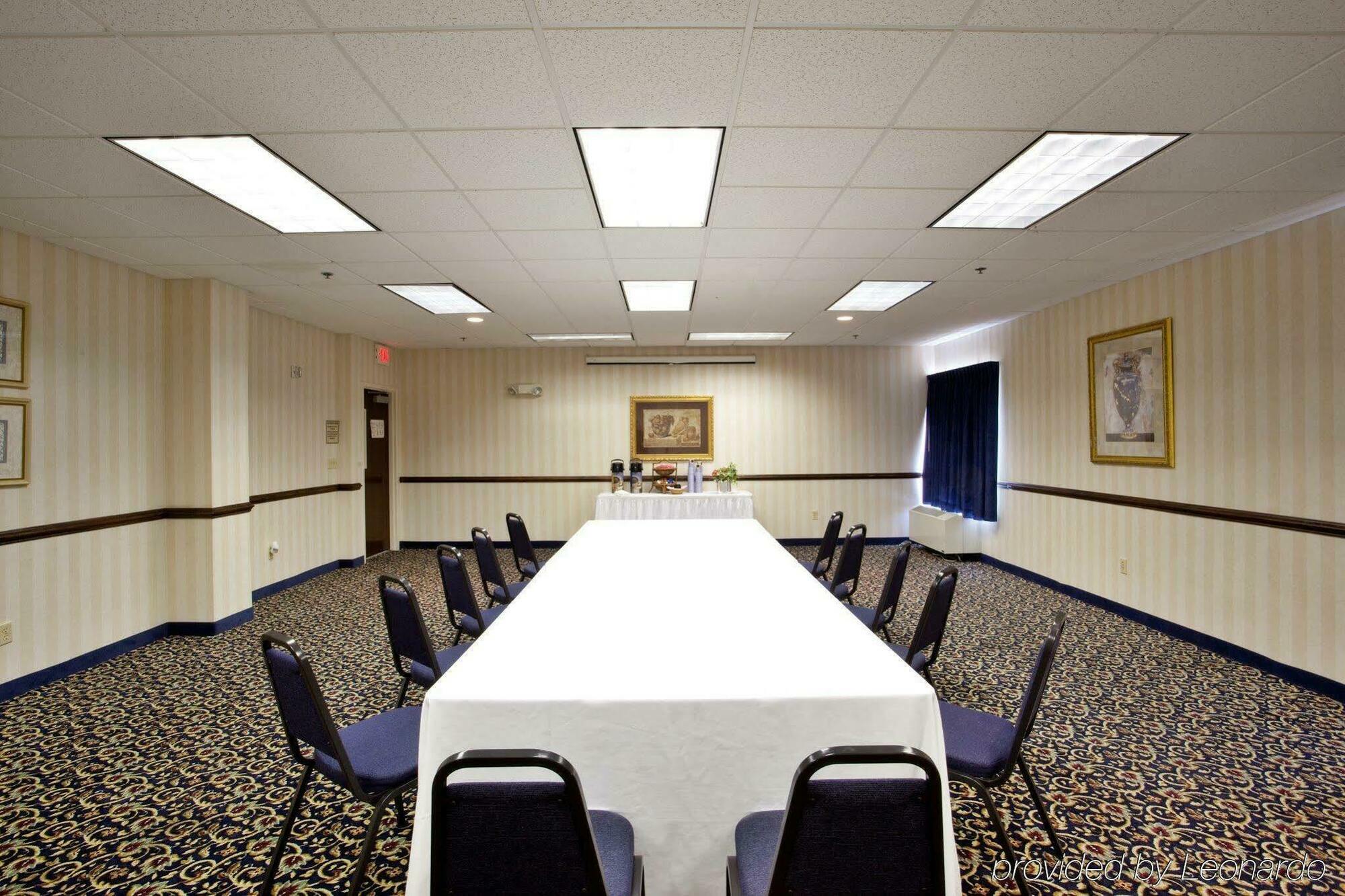 Holiday Express Richmond I-64 Short Pump Area By Ihg Hotel